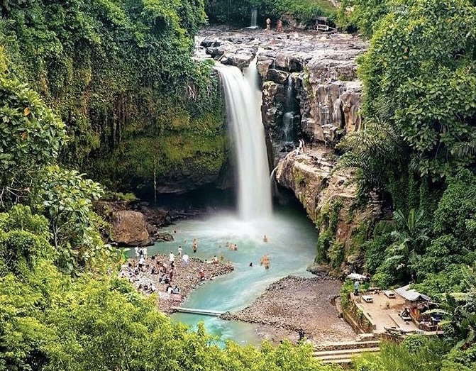 Pinggan Sunrise, Tirta Empul Temple, Tegalalang Rice Terrace, Tegenungan Waterfall